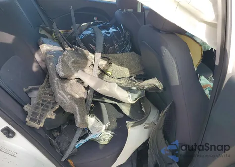 2017 Kia Rio Lx z USA, uszkodzony, nr VIN KNADM4A36H6010320